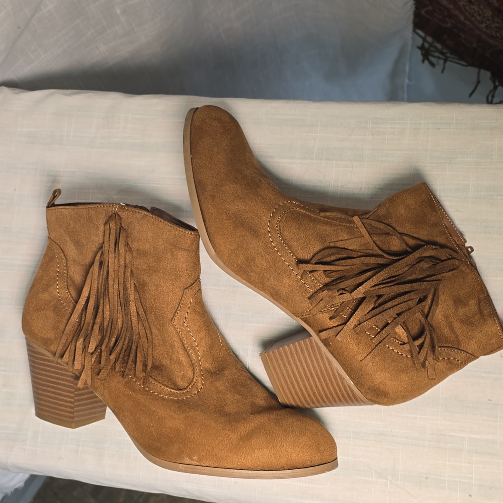 Brash Brown Fringe Ankle Boots Size 11 - Picture 3 of 12